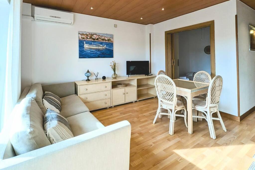 Apartamento Piscina En Platja Daro By Host&Joy Кастел Пладжа де Аро Екстериор снимка
